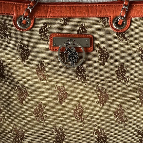 Ralph Lauren shoulder bag. - Picture 3 of 3